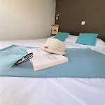 La 4*